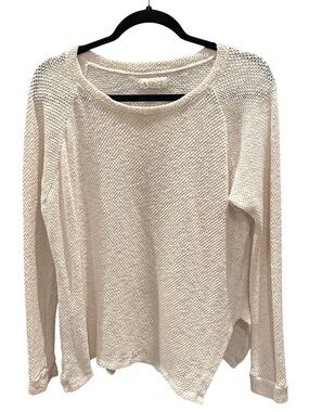Lightweight Ivory Knit Pullover Sweater